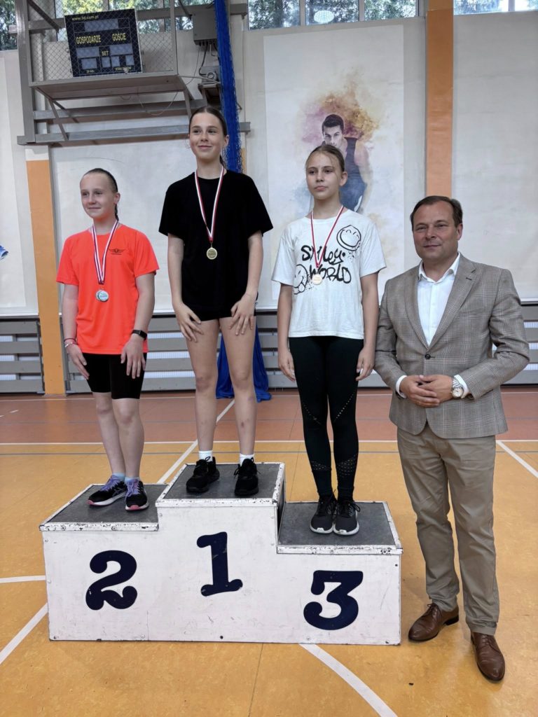 Aleksandra Szybiak medalistka Czwartków LA